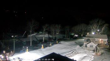 Weather camera view of Wintergreen Mtn. at 3600 ft. elev..