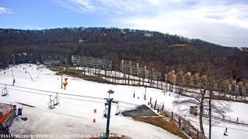 Weather camera view of Wintergreen Mtn. at 3600 ft. elev..