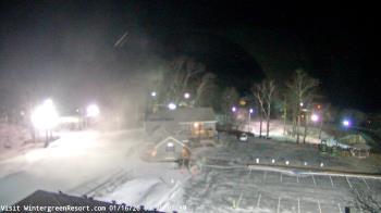 Weather camera view of Wintergreen Mtn. at 3600 ft. elev..