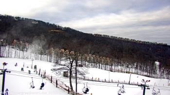Weather camera view of Wintergreen Mtn. at 3600 ft. elev..