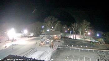 Weather camera view of Wintergreen Mtn. at 3600 ft. elev..