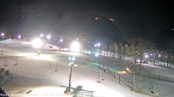 Weather camera view of Wintergreen Mtn. at 3600 ft. elev..