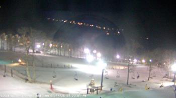 Weather camera view of Wintergreen Mtn. at 3600 ft. elev..