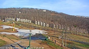 Weather camera view of Wintergreen Mtn. at 3600 ft. elev..