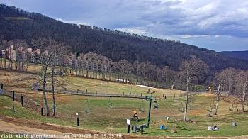 Weather camera view of Wintergreen Mtn. at 3600 ft. elev..