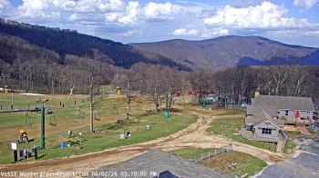 Weather camera view of Wintergreen Mtn. at 3600 ft. elev..