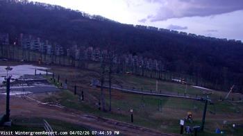 Weather camera view of Wintergreen Mtn. at 3600 ft. elev..