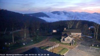 Weather camera view of Wintergreen Mtn. at 3600 ft. elev..