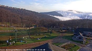 Weather camera view of Wintergreen Mtn. at 3600 ft. elev..