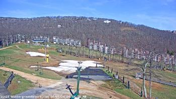 Weather camera view of Wintergreen Mtn. at 3600 ft. elev..