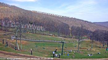 Weather camera view of Wintergreen Mtn. at 3600 ft. elev..