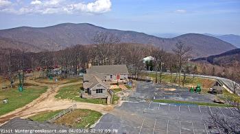 Weather camera view of Wintergreen Mtn. at 3600 ft. elev..