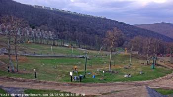 Weather camera view of Wintergreen Mtn. at 3600 ft. elev..
