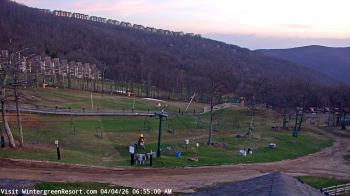 Weather camera view of Wintergreen Mtn. at 3600 ft. elev..