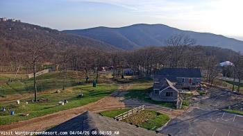 Weather camera view of Wintergreen Mtn. at 3600 ft. elev..