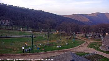 Weather camera view of Wintergreen Mtn. at 3600 ft. elev..