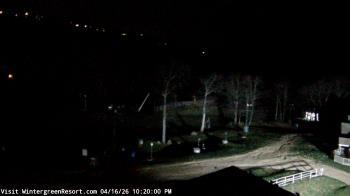 Weather camera view of Wintergreen Mtn. at 3600 ft. elev..