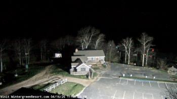 Weather camera view of Wintergreen Mtn. at 3600 ft. elev..