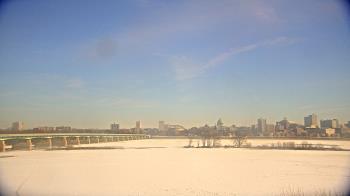 Weather camera view of Robert Morris CPA.