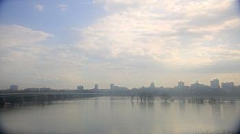 Weather camera view of Robert Morris CPA.