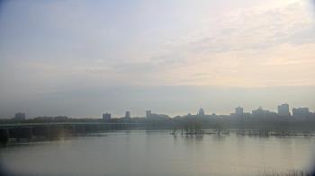 Weather camera view of Robert Morris CPA.