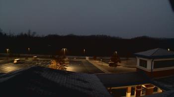 Weather camera view of Wrigley Elementary School.