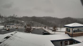 Weather camera view of Wrigley Elementary School.