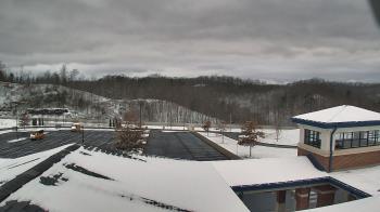 Weather camera view of Wrigley Elementary School.