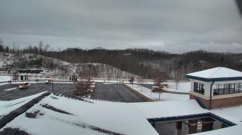 Weather camera view of Wrigley Elementary School.