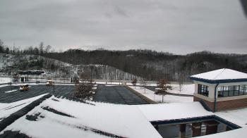 Weather camera view of Wrigley Elementary School.