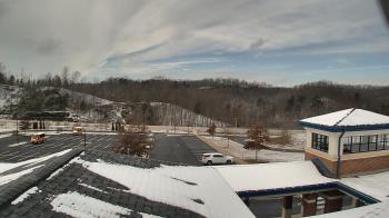 Weather camera view of Wrigley Elementary School.