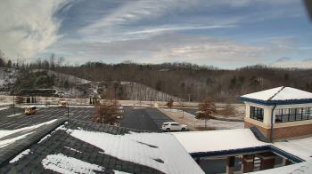 Weather camera view of Wrigley Elementary School.