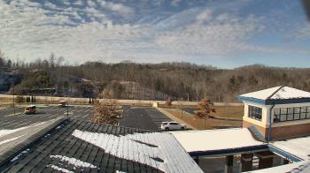 Weather camera view of Wrigley Elementary School.