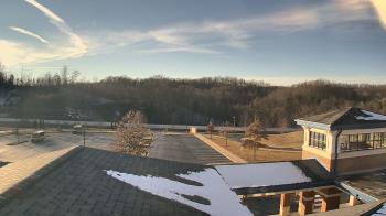 Weather camera view of Wrigley Elementary School.