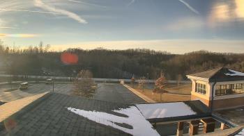 Weather camera view of Wrigley Elementary School.