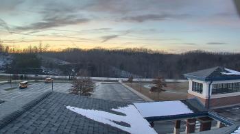 Weather camera view of Wrigley Elementary School.