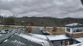 Weather camera view of Wrigley Elementary School.