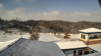 Weather camera view of Wrigley Elementary School.