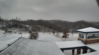 Weather camera view of Wrigley Elementary School.