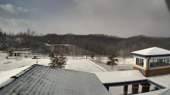 Weather camera view of Wrigley Elementary School.