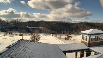 Weather camera view of Wrigley Elementary School.