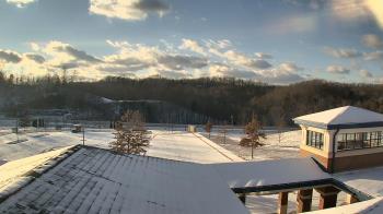 Weather camera view of Wrigley Elementary School.