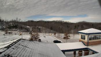 Weather camera view of Wrigley Elementary School.