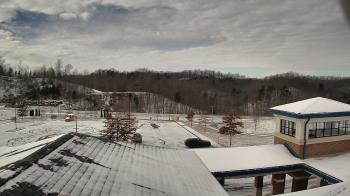 Weather camera view of Wrigley Elementary School.