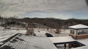 Weather camera view of Wrigley Elementary School.