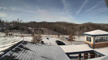 Weather camera view of Wrigley Elementary School.