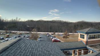 Weather camera view of Wrigley Elementary School.