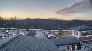 Weather camera view of Wrigley Elementary School.