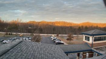 Weather camera view of Wrigley Elementary School.