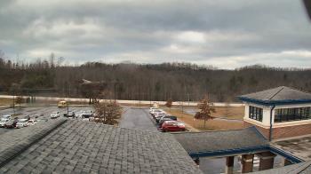 Weather camera view of Wrigley Elementary School.